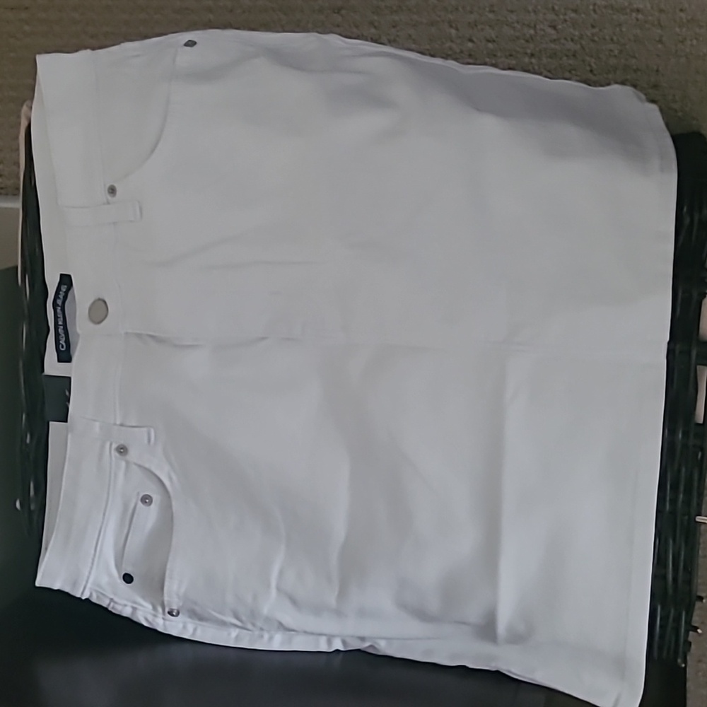 White demin skirt